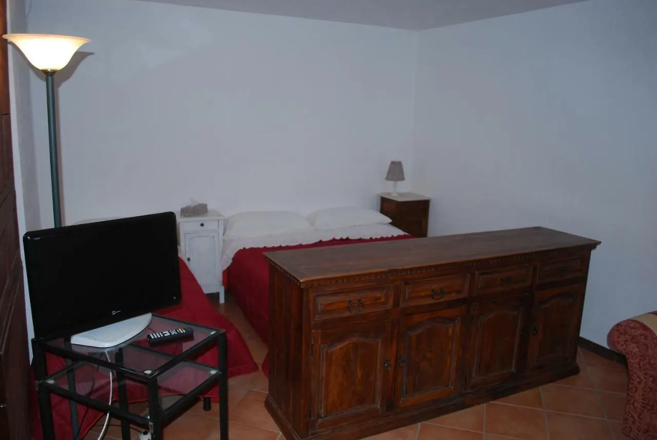 Parte Di Casa Con Giardino E Piscina Villa Pietrasanta 0*,  Italy